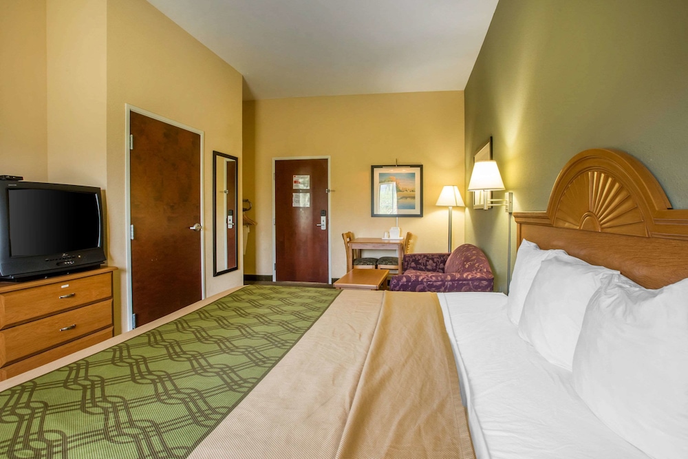 Econo Lodge Valdosta Mall Area 13/33