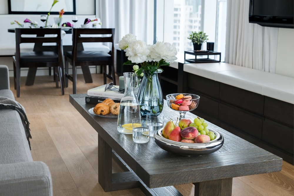 THE JERVOIS 38/50