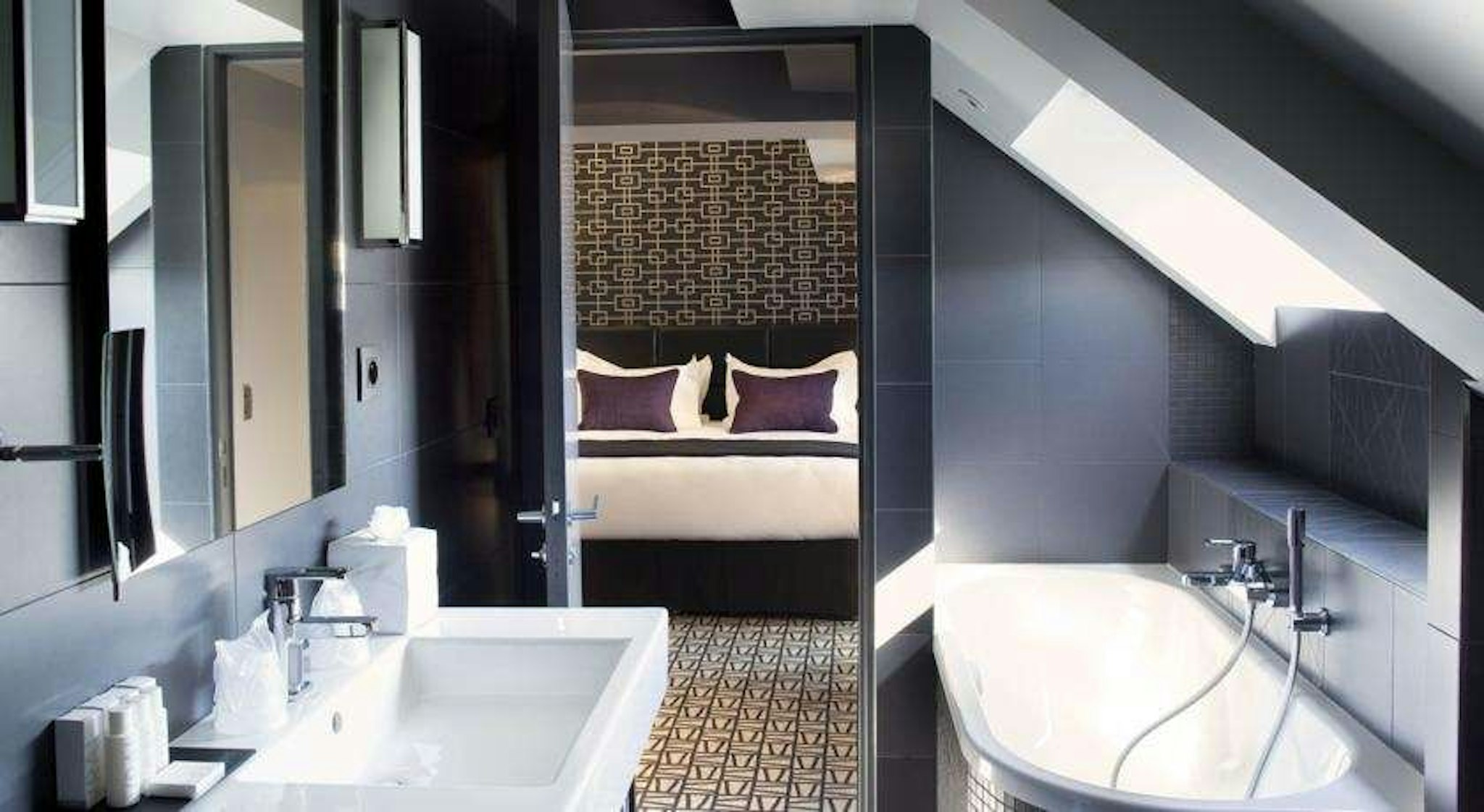 LE GREY HOTEL 10/10