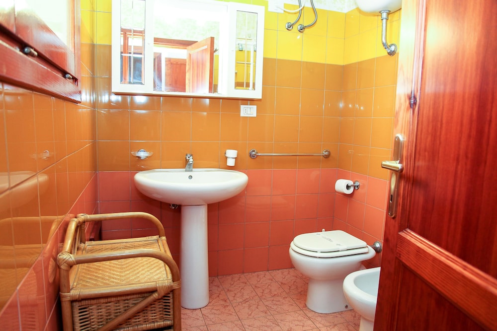 Appartamenti Isola Rossa Borgo Di Mare 54/55