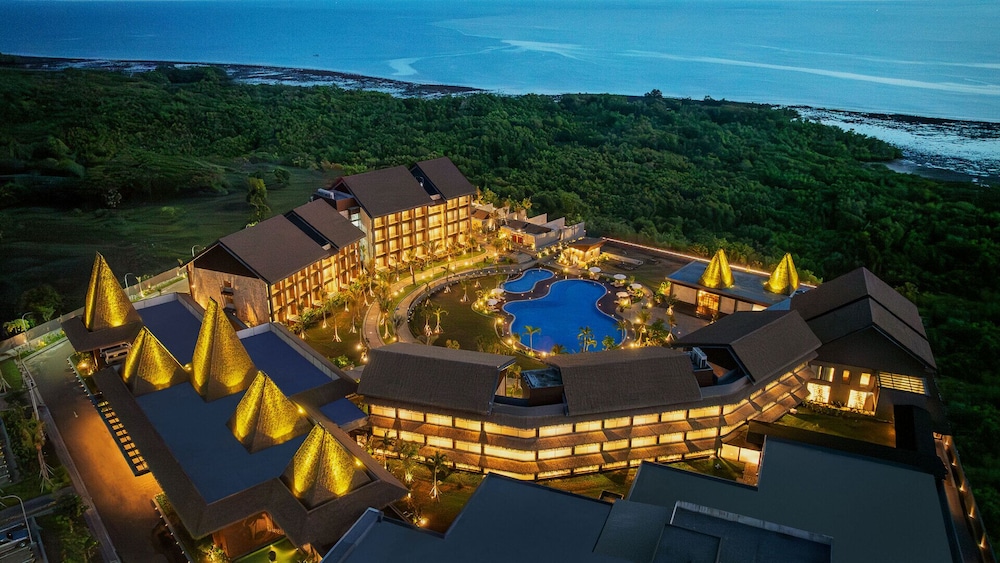 Myze Hotel Waingapu 30/35