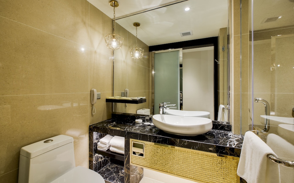NagaWorld Hotel & Entertainment Complex 47/50