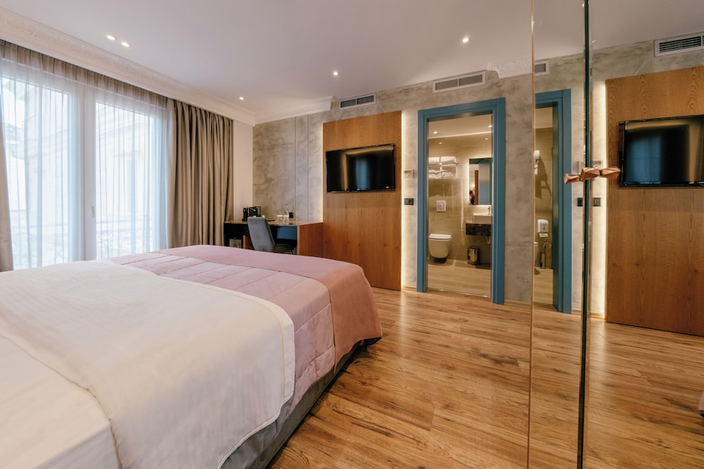 Moenia Boutique Hotel 13/35