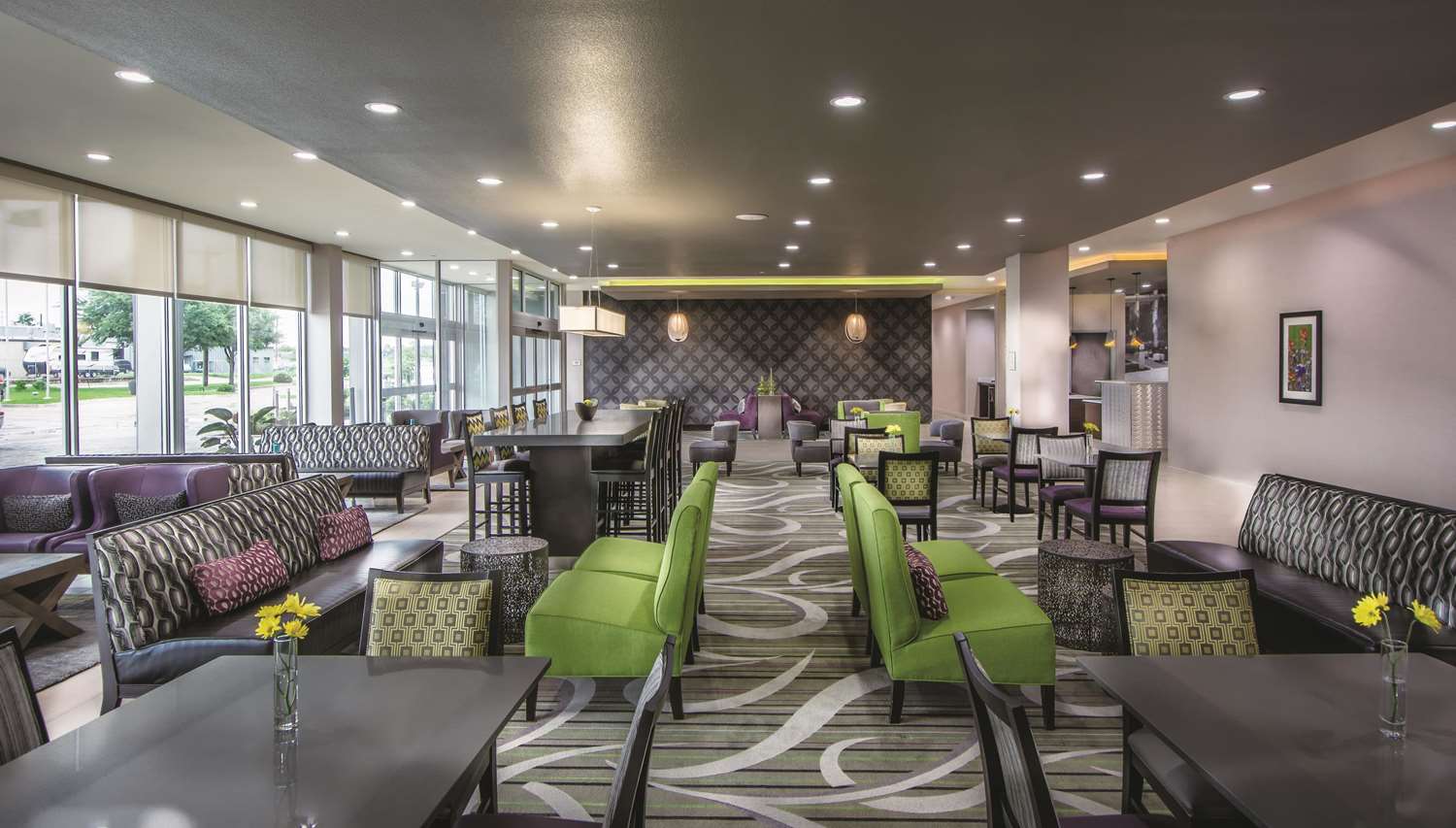 La Quinta Inn & Suites by Wyndham College Station South 40/64