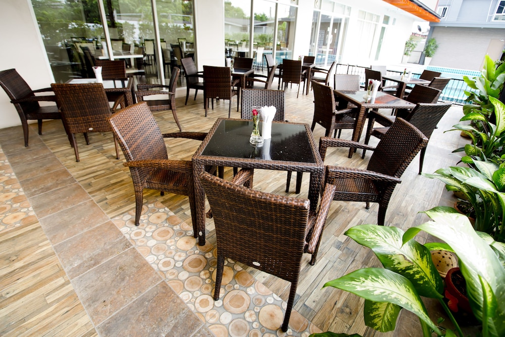 Sinsuvarn Airport Suite 54/67