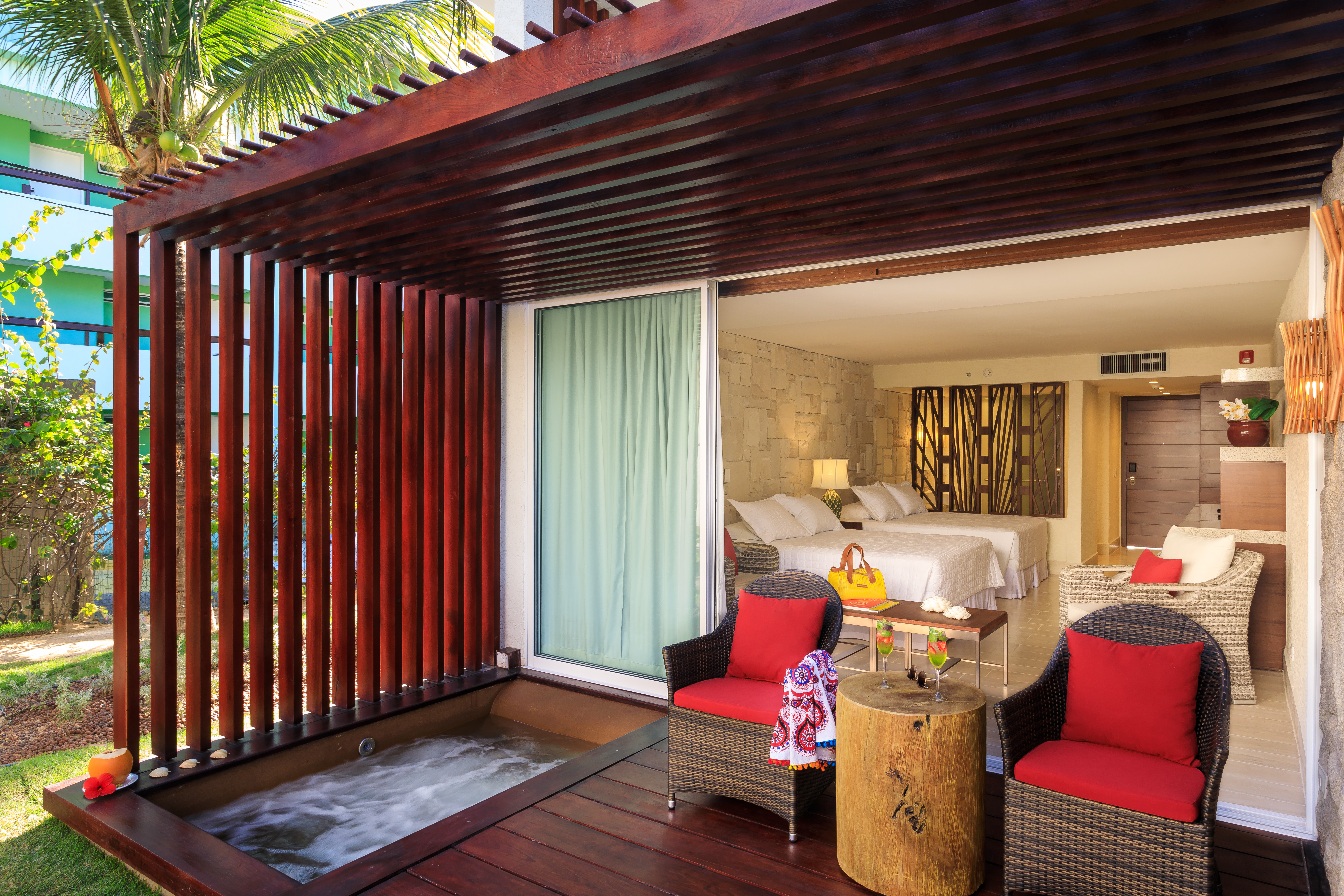 Master, Suite, Triple, Twin Beds, Hot Tub