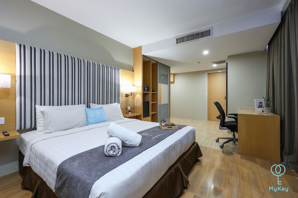 Sunday Hotel Subang Formerly Empire Hotel 36/67
