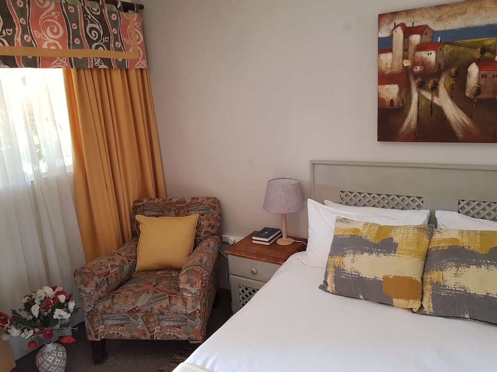 Aandbloem Guest House 18/35