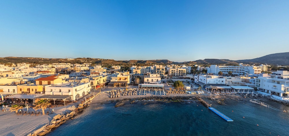 Cabana Blu Lifestyle Boutique Hotel & Suites 60/65