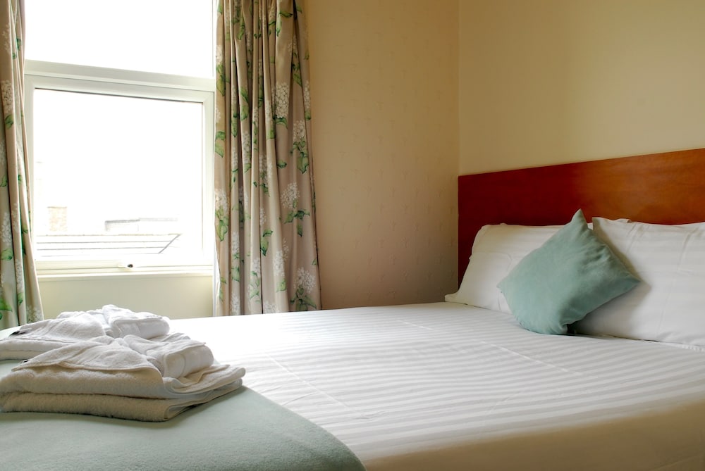 Glenlossie Guest House 15/35