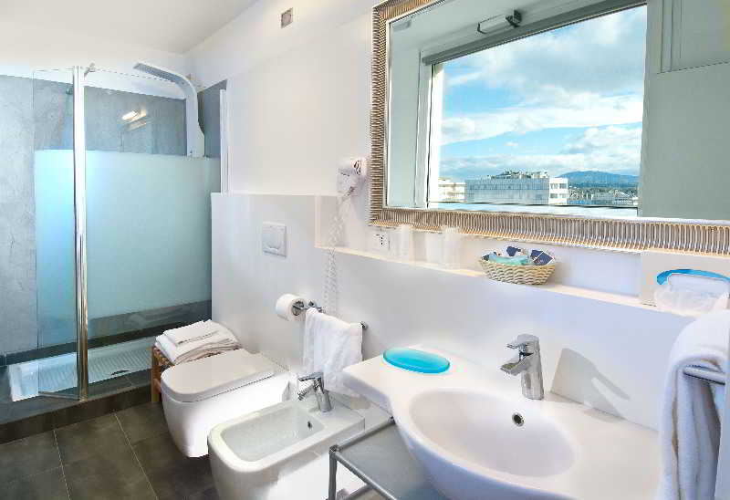 Mediterraneo Hotel Riccione 20/20