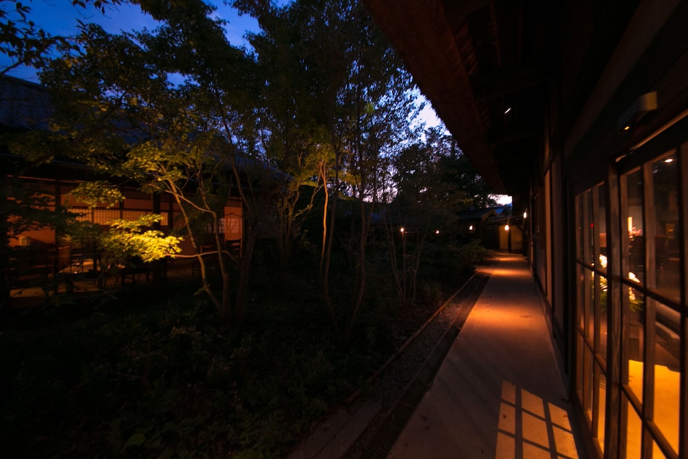 The Kingfisher Resort (Shukubo Kawaseminoshou) 44/50