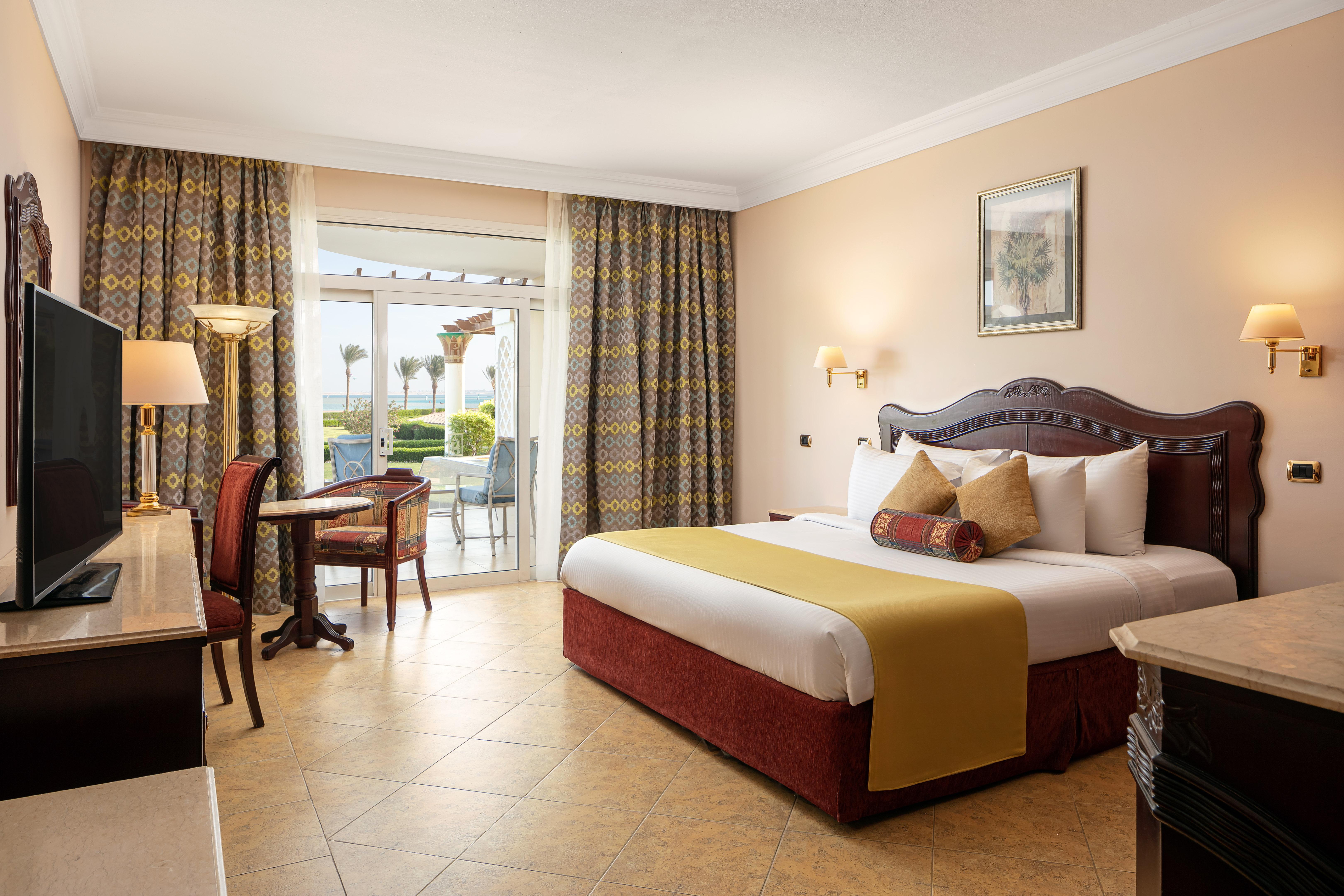 Superior, Double Bed, Garden View