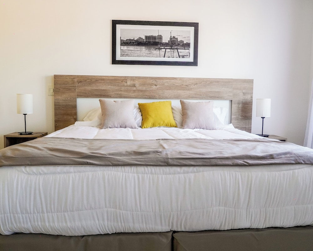 Apartment, King Bed