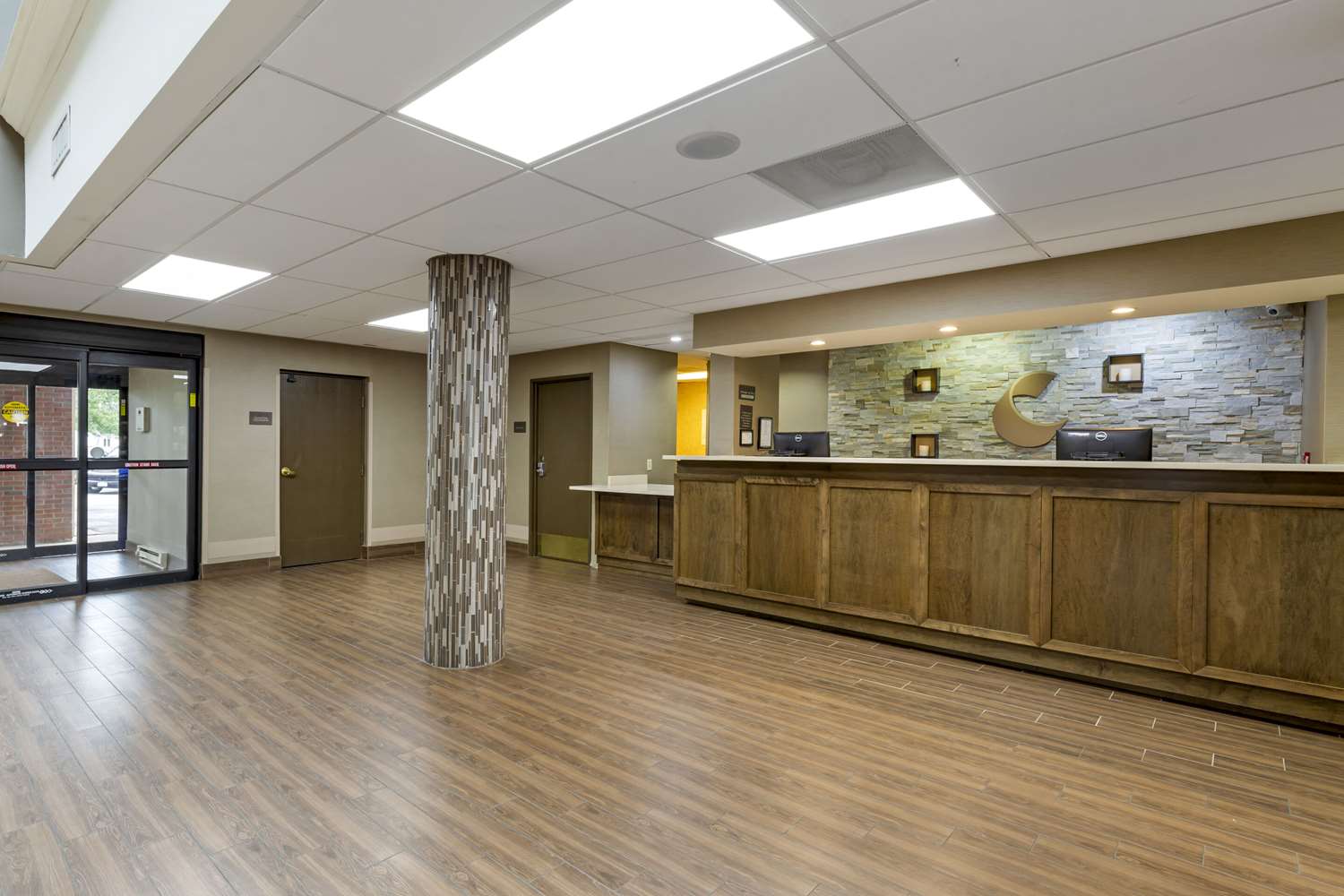 Comfort Suites Near Potomac Mills 10/50
