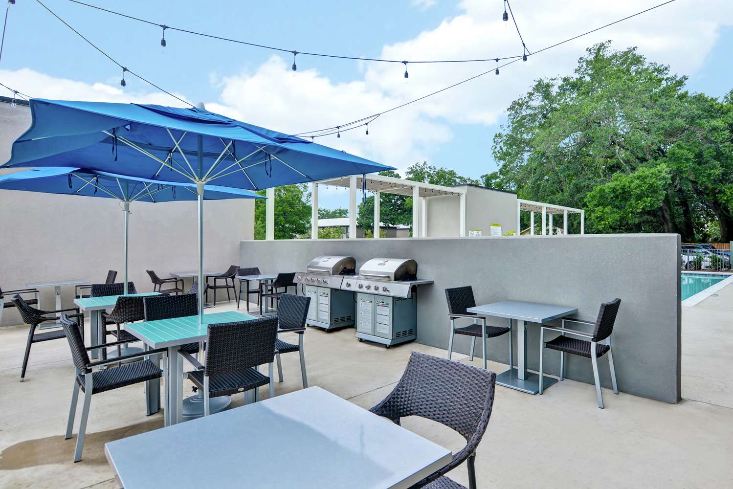 restaurant cafeteria