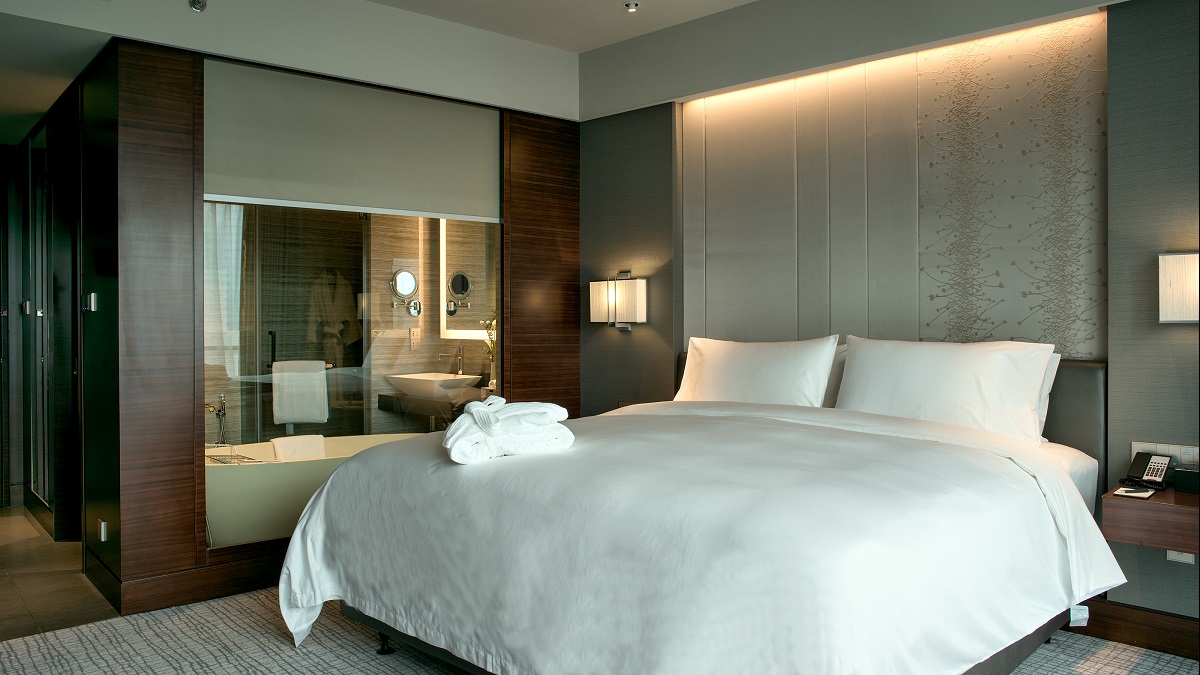 Deluxe, Double Bed
