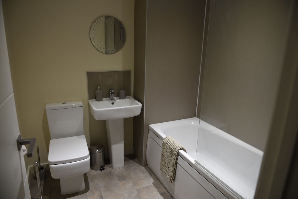 Toothbrush Apartments Ipswich Waterfront 26/26