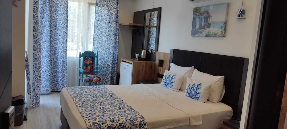 Roy Otel Akcay 15/50
