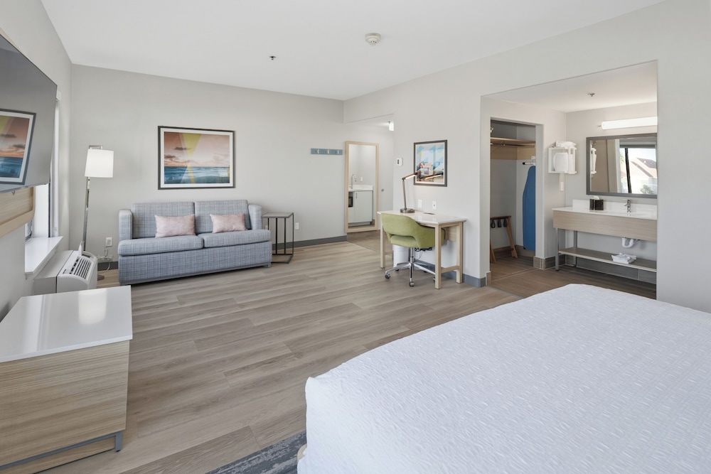 جناح استوديو بسرير كينج مع أريكة لذوي الإعاقة، Hampton Inn & Suites Pharr, TX 4/10