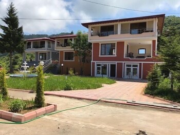 Zarha Mountain Resort 3/72