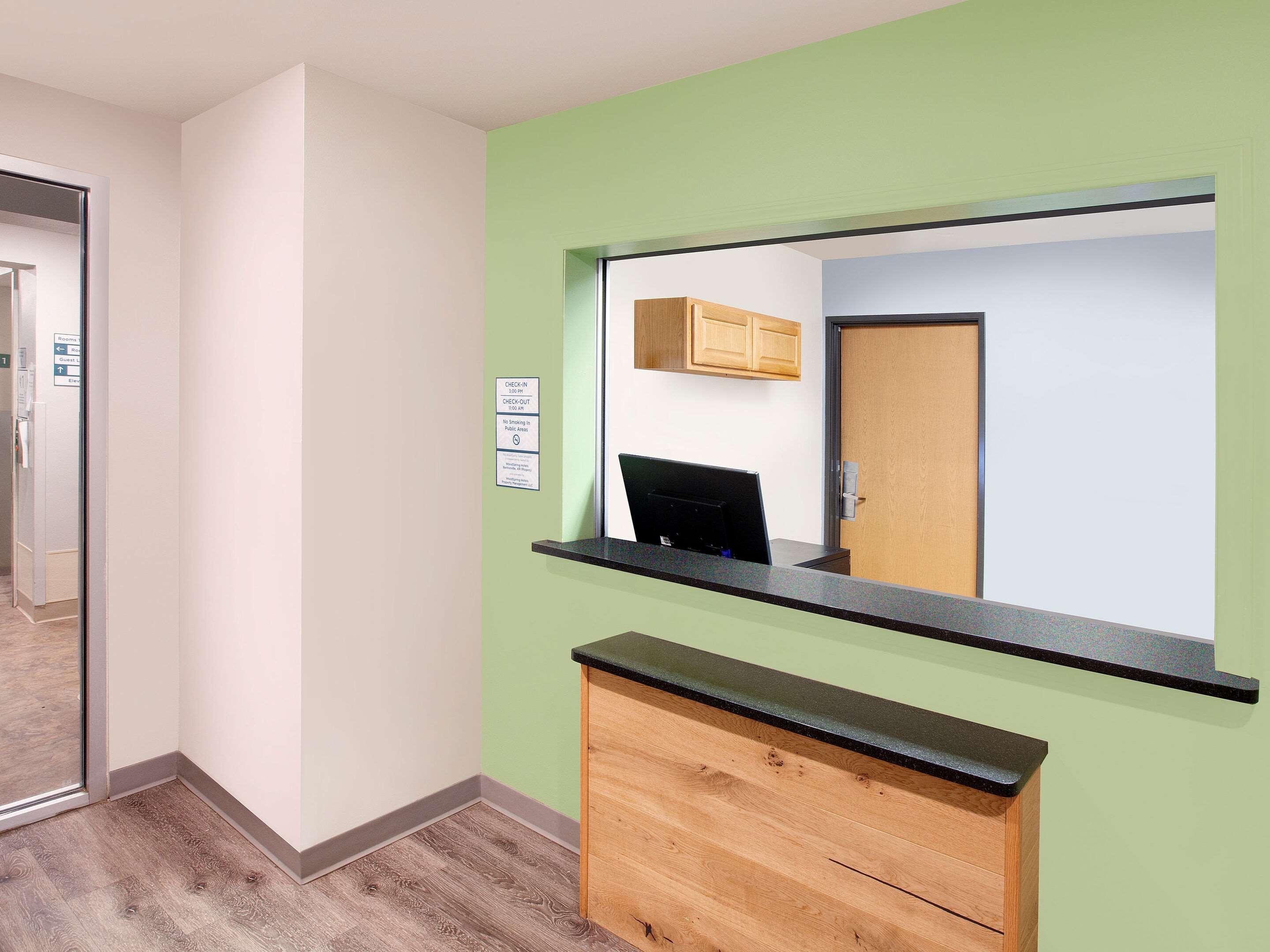 WoodSpring Suites Bentonville 10/38