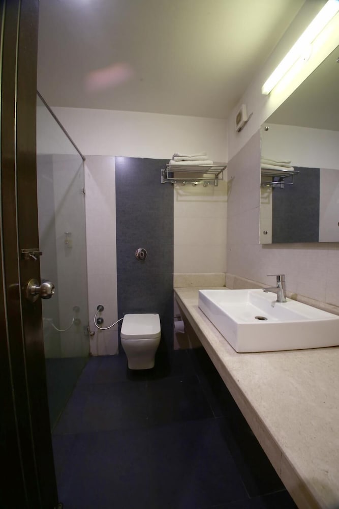 Hotel Diamond Plaza 42/43