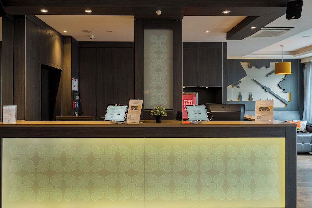 Homaris West Side - Self Check-In 11/144