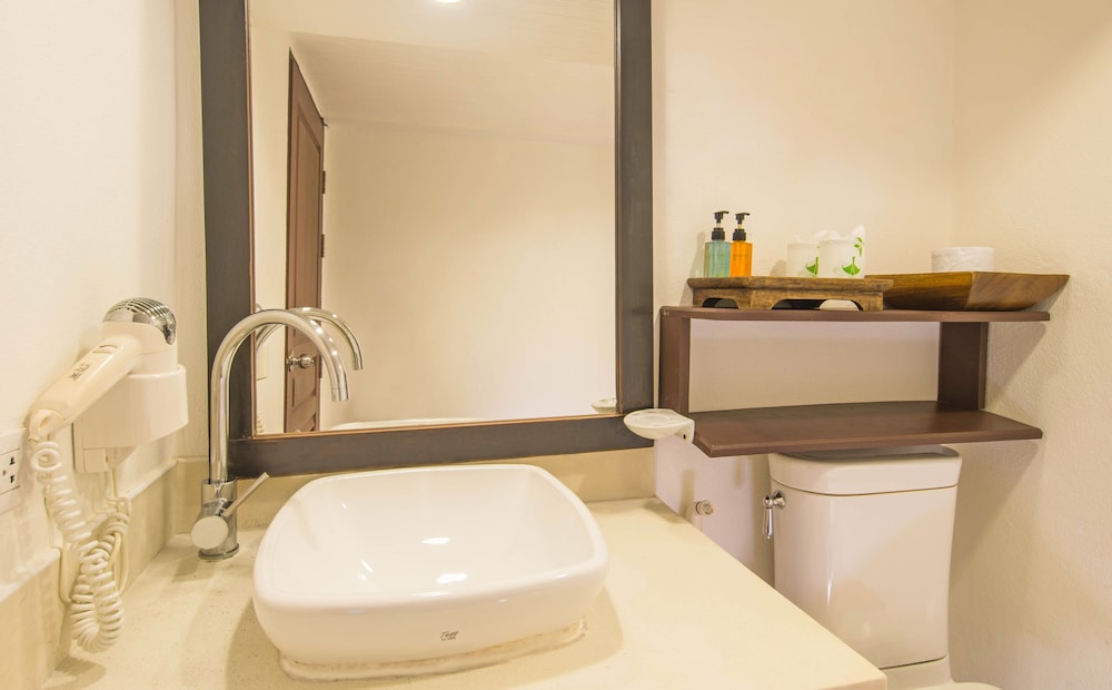 Aonang All Seasons Beach Resort 50/50