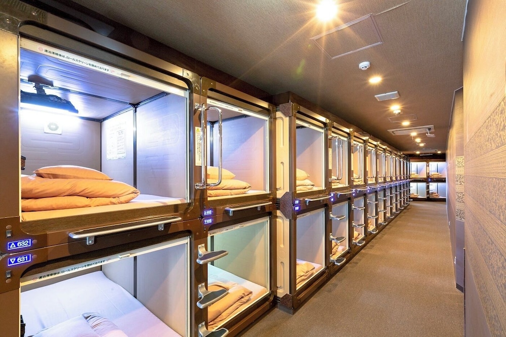 Capsule Hotel Anshin Oyado Akihabara - Men only 30/50
