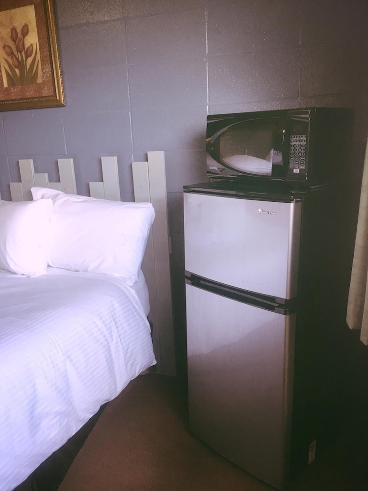 Vegreville Garden Inn 20/48