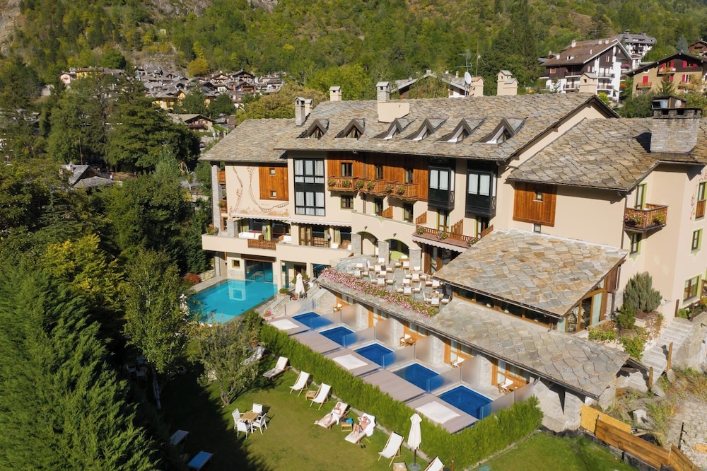 Gran Baita Hotel Wellness 8/91
