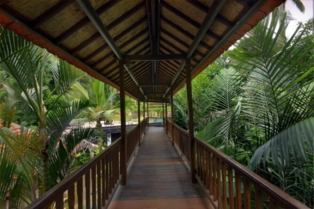 Cempaka Belimbing Villas 36/42