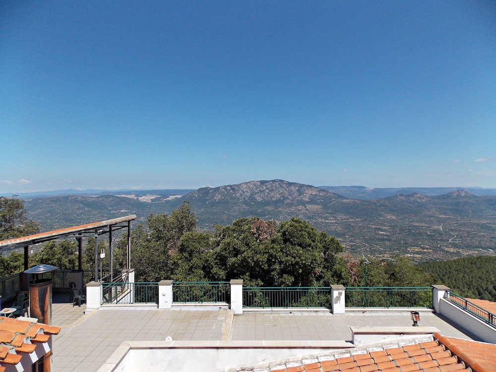 Enis Monte Maccione 5/66