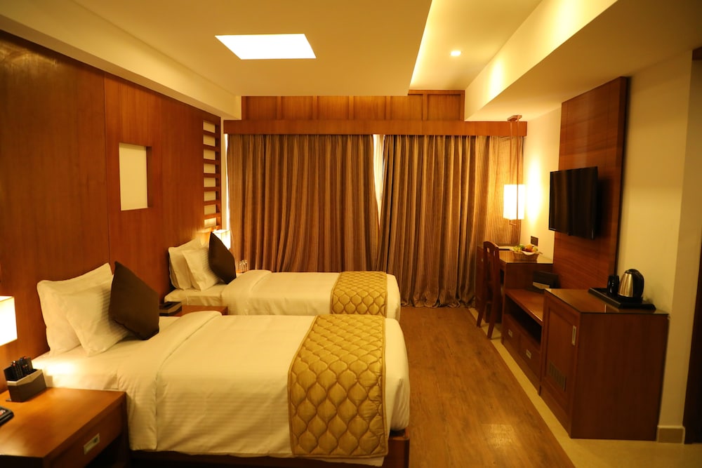 Hotel Karthika Park 6/35