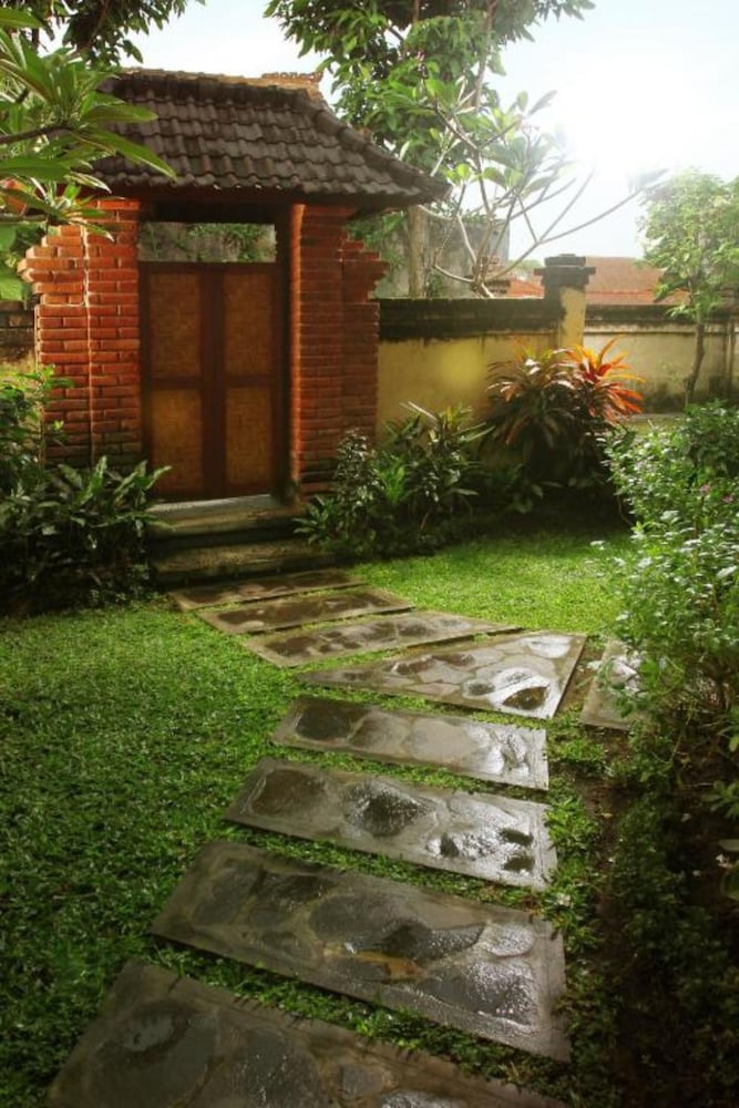 Bali Ayu Hotel And Villas 14/75