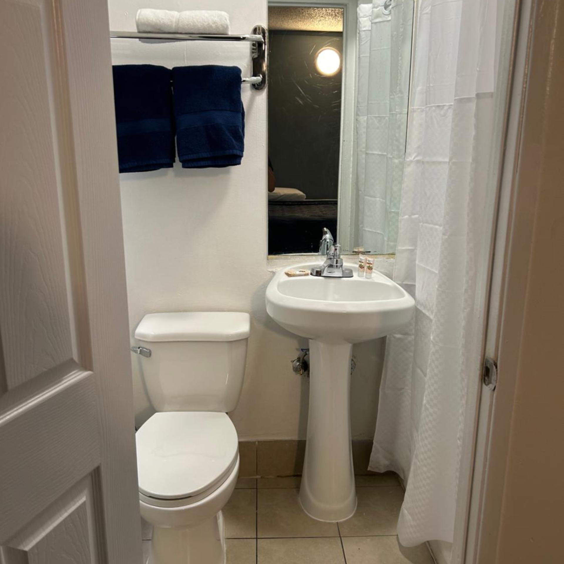 Budget Inn Hollywood 31/32