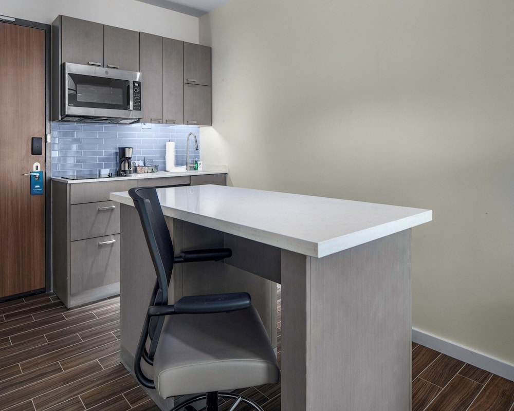 Hyatt House Allentown/Lehigh Valley 34/50