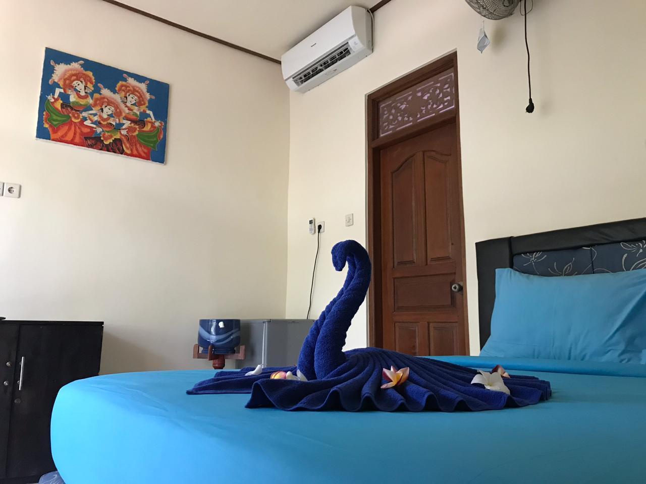 غرفة قياسية بسرير مزدوج