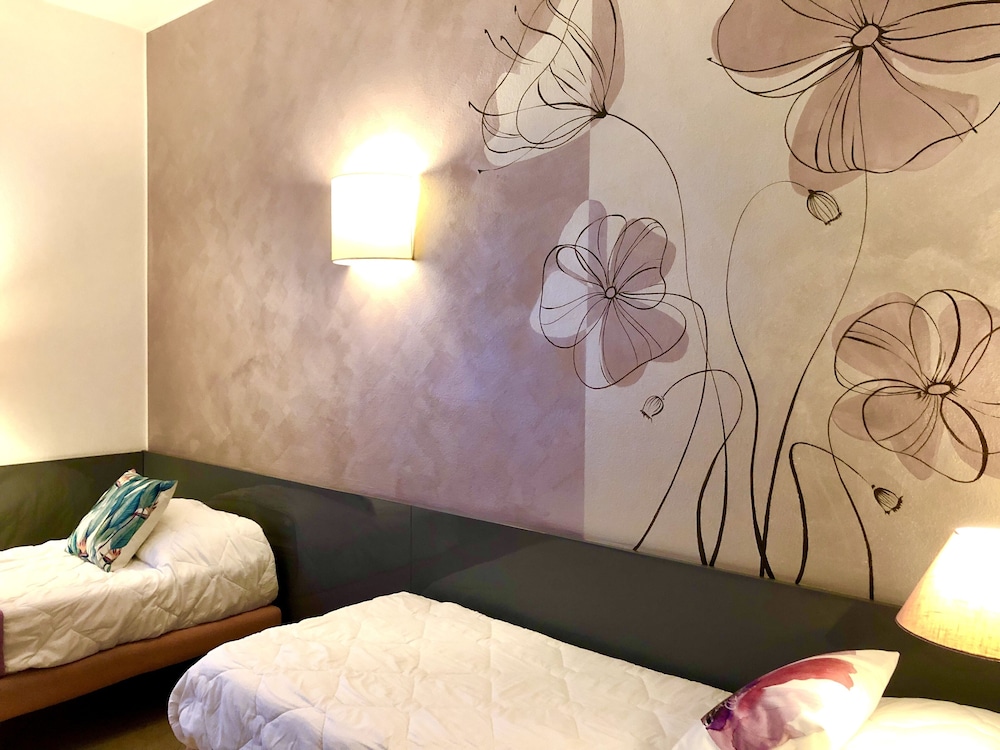 Hotel Alfieri 39/76