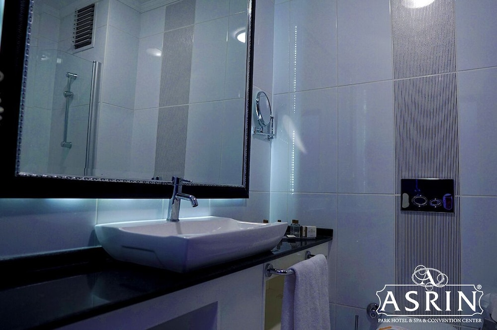 ASRIN PARK HOTEL & SPA 51/53