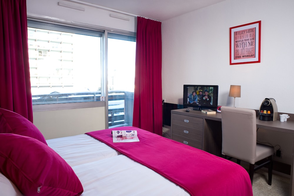 STANDARD, DOUBLE OR TWIN BED