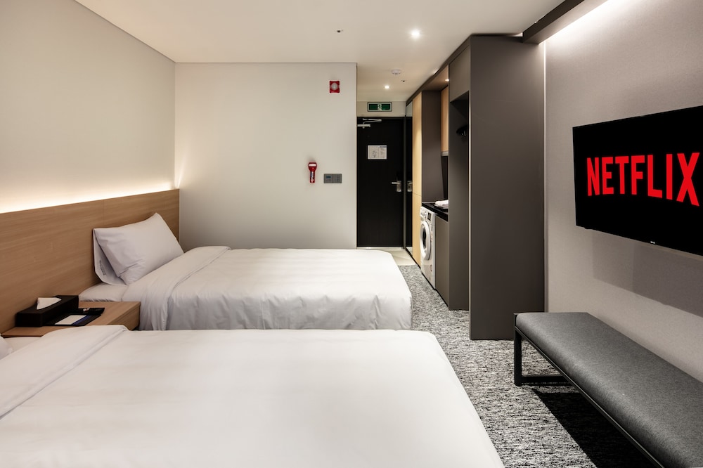 Icheon J Hotel 15/26