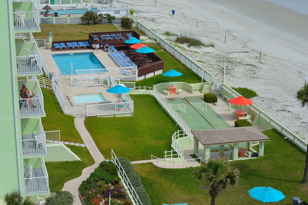 El Caribe Resort & Conference Center 60/65