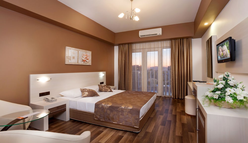 Club Paradiso Hotel 13/50