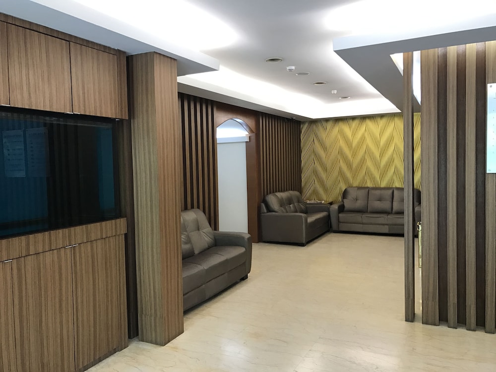 Aeton Hotel 5/61