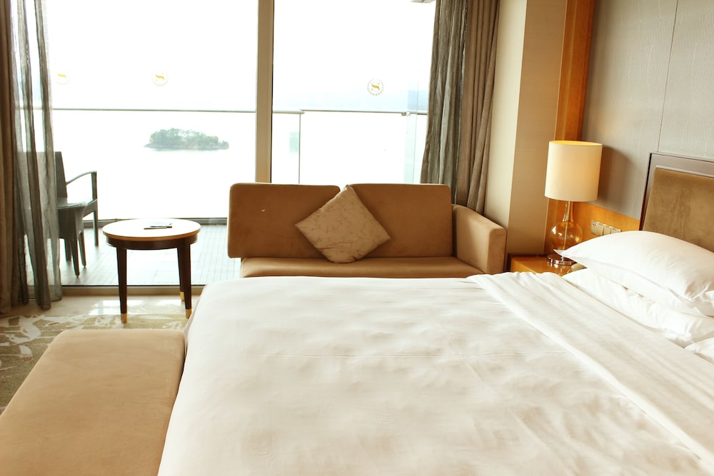 SHERATON QIANDAO LAKE RESORT 13/40