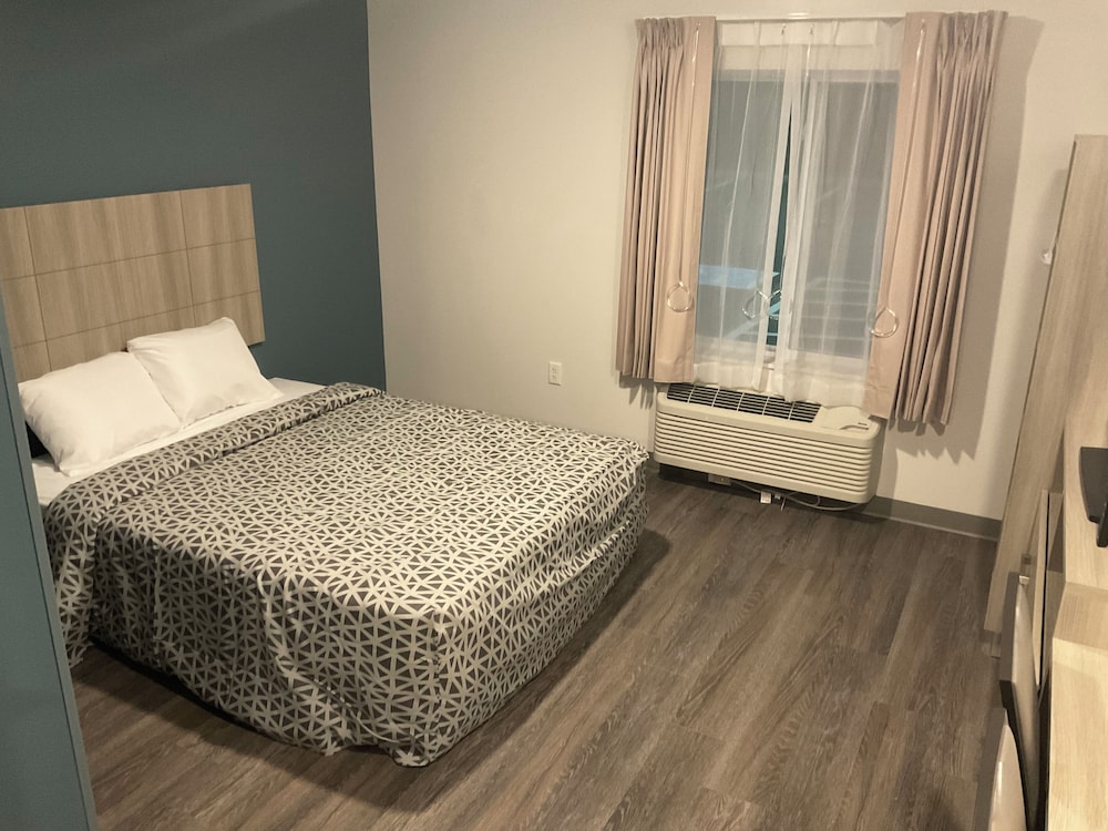 WoodSpring Suites Charlotte Airport 15/66