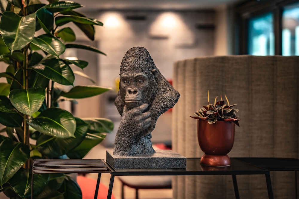 LOGINN Hotel Stuttgart Zuffenhausen 14/35