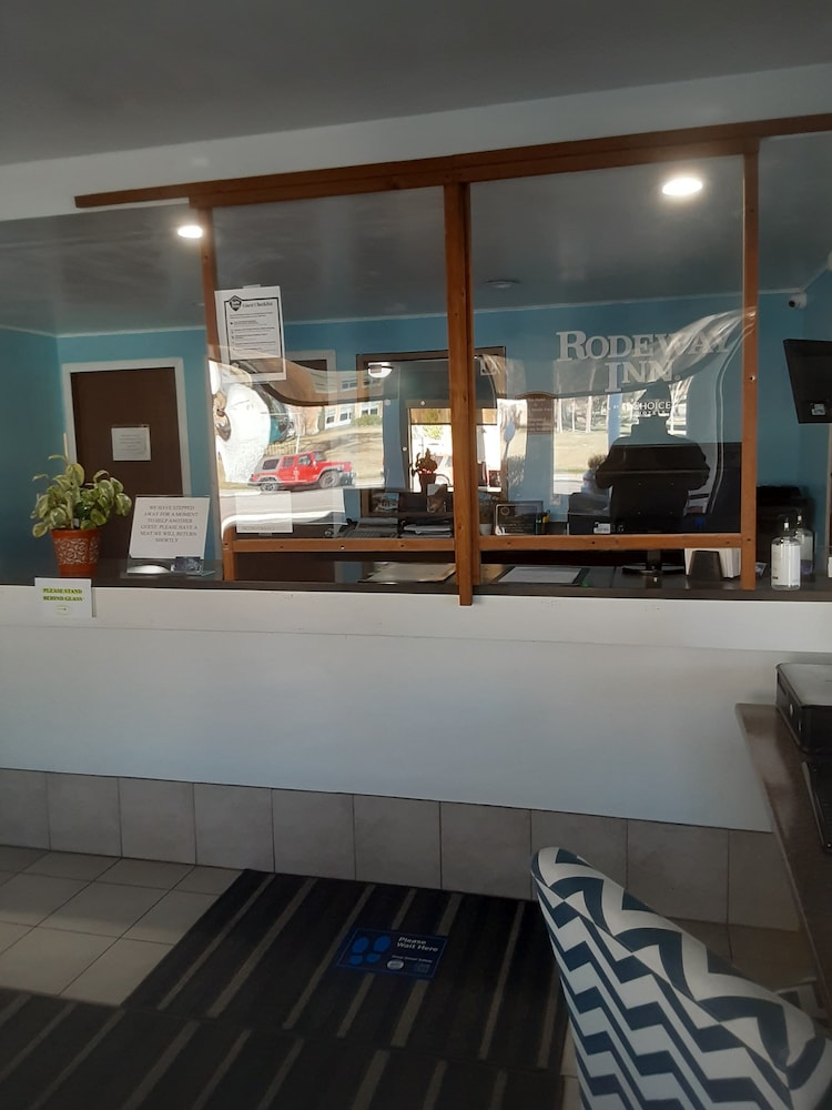 Days Inn by Wyndham Pocatello University Area 7/30
